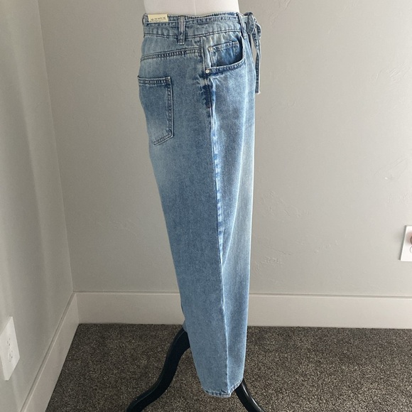 Blue Barrel leg jeans NWT - Picture 3 of 11
